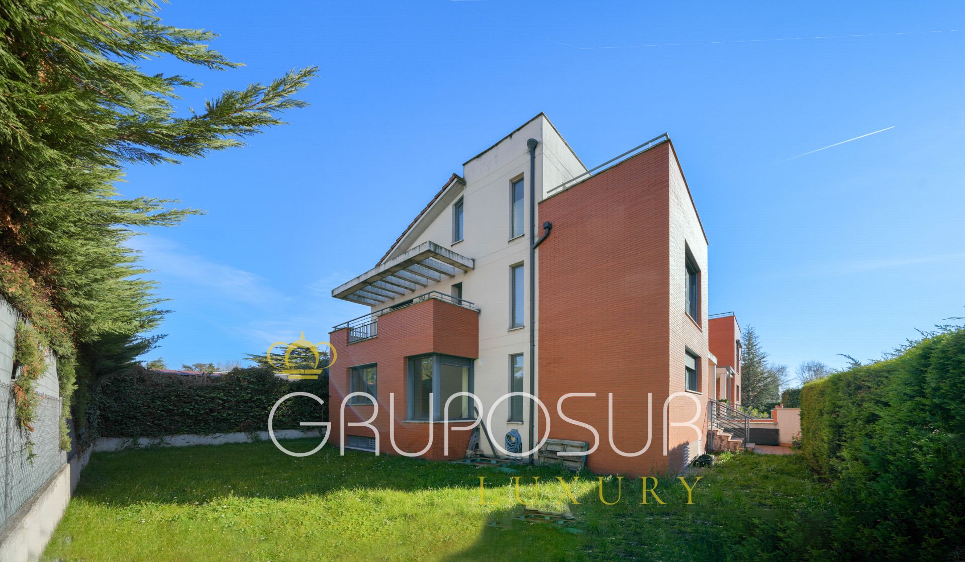 Jardín de Casa adosada en venta en Valladolid Capital con Calefacción, Jardín privado y Parquet