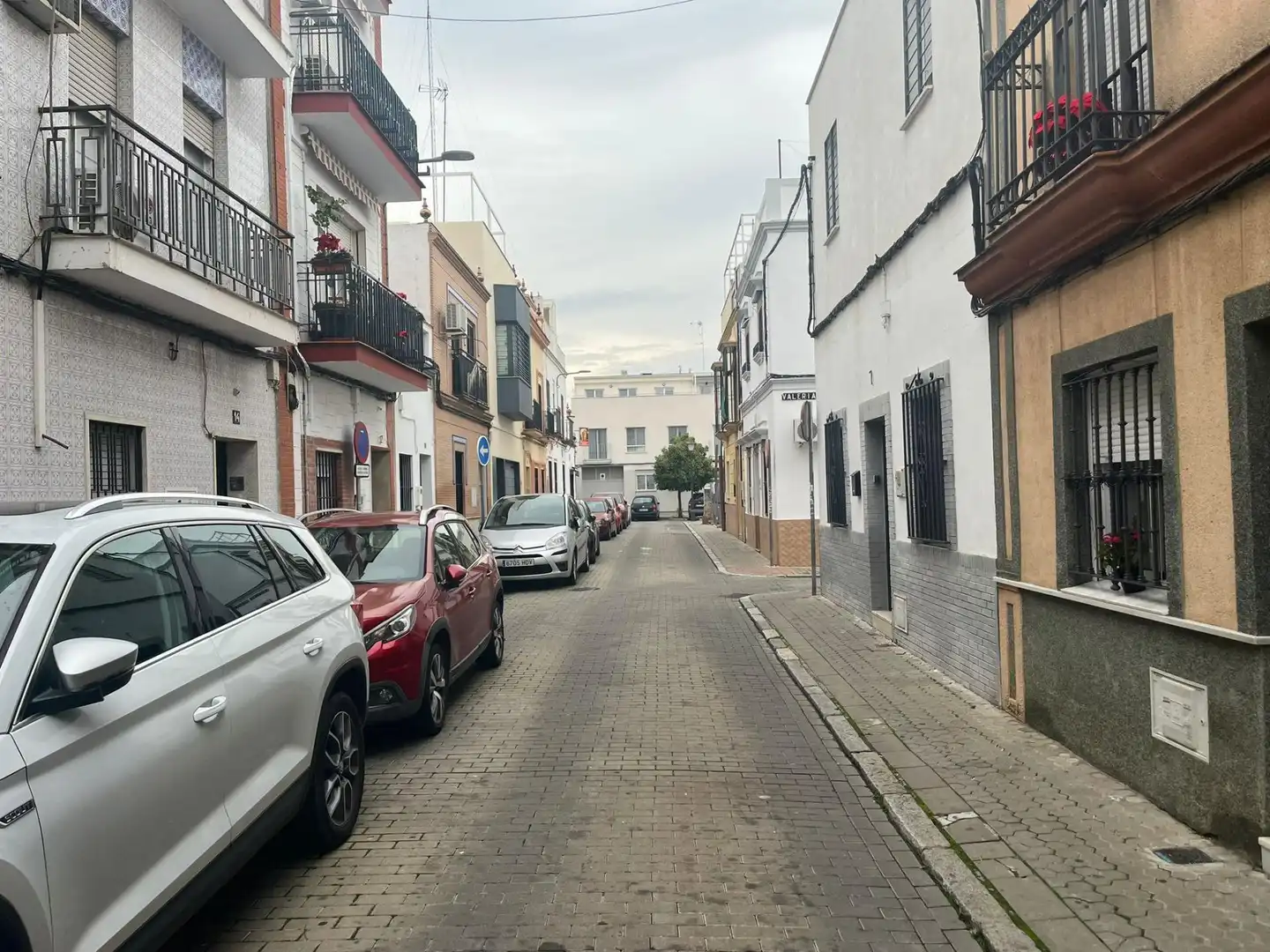 Vista exterior de Garaje de alquiler en Sevilla