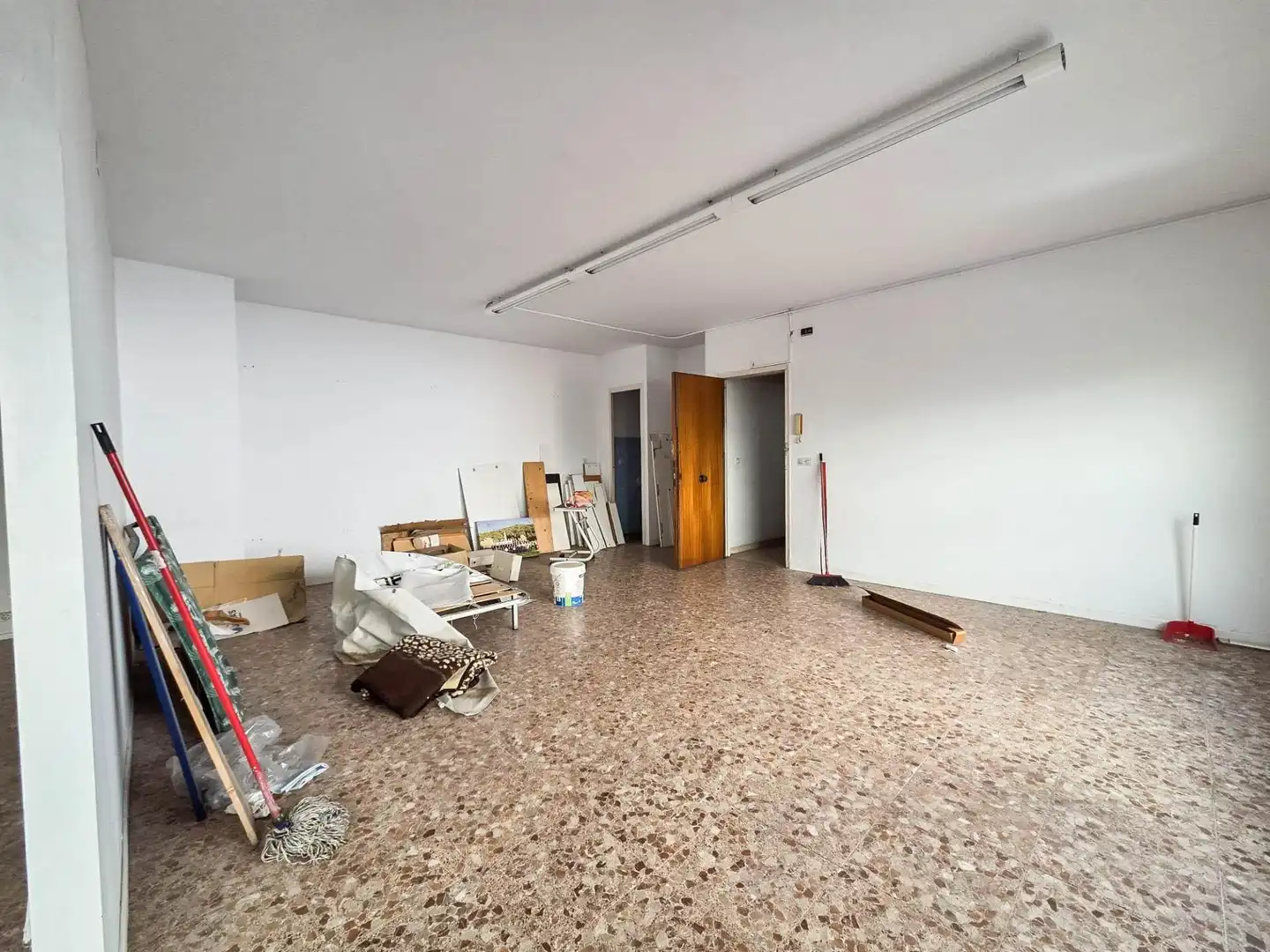 Local commercial à louer à Centre - Eixample – Can Llobet, imagen 10