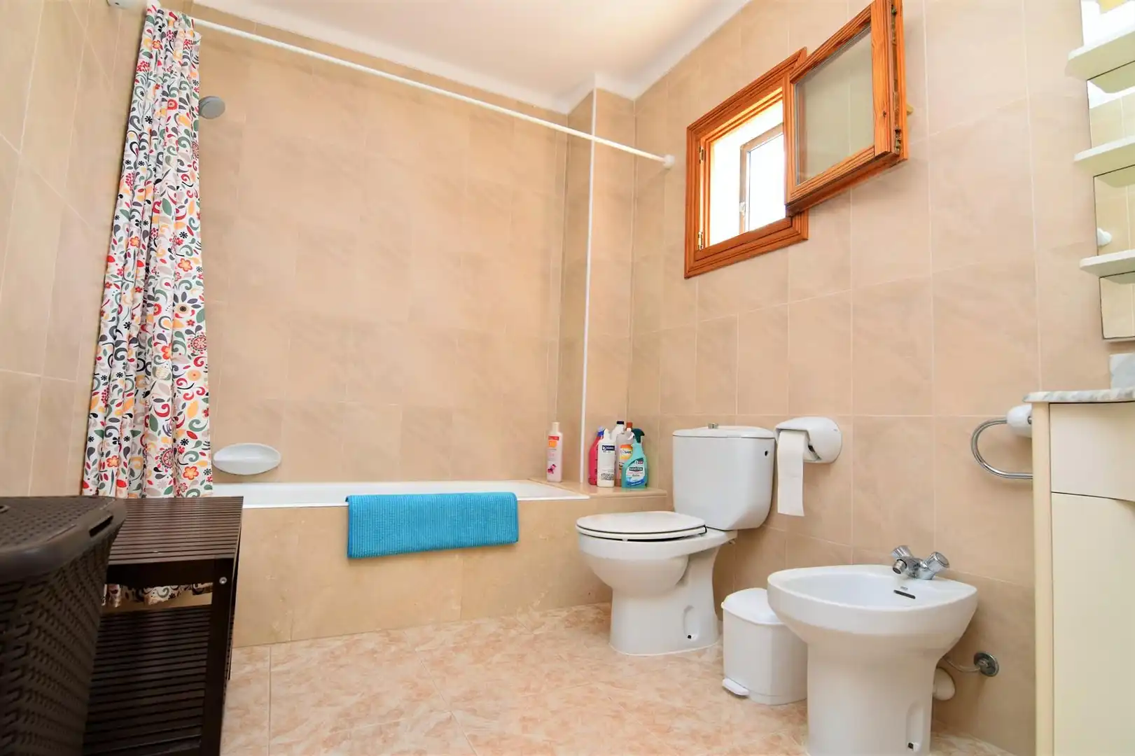Badezimmer von Haus oder Chalet zur Miete in Artà mit Klimaanlage, Heizung und Terrasse