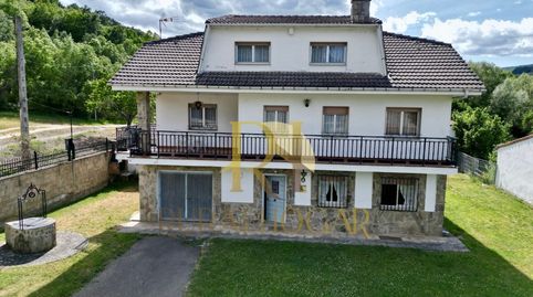 Foto 2 de Casa o xalet en venda a Calle Baldureo, Soto y Amío, León