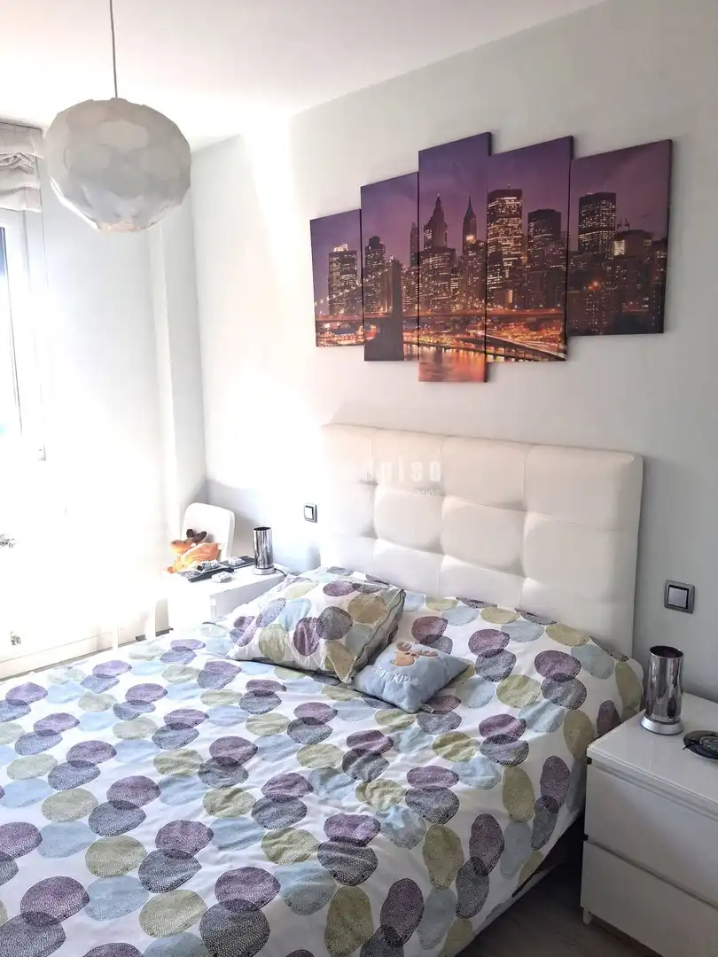 Schlafzimmer von Wohnung zum Verkauf in Madrid mit Klimaanlage, Heizung und Terrasse