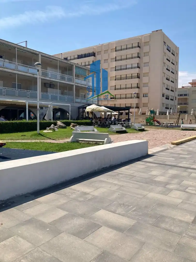 Terraza de Piso en venta en Sueca con Terraza, Trastero y Piscina comunitaria