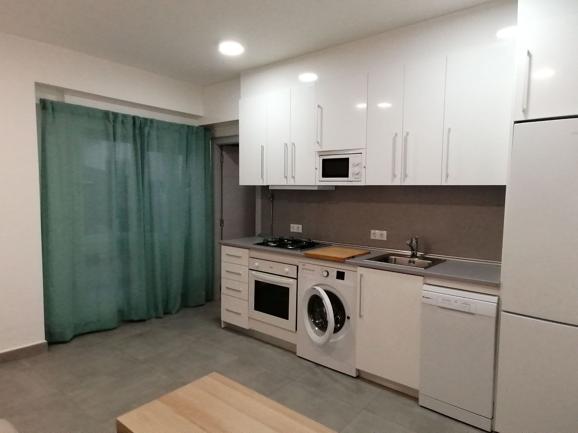 Kitchen of Flat to rent in Algeciras  with Furnished