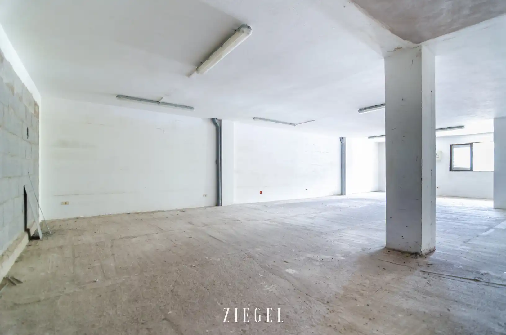 Commercial properties for sale in Las Palmas de Gran Canaria  with Air Conditioner
