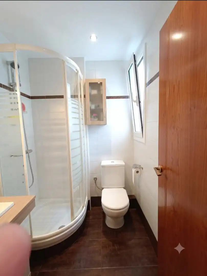 Bany de Pis en venda en Barcelona amb Aire condicionat, Calefacció i Forn