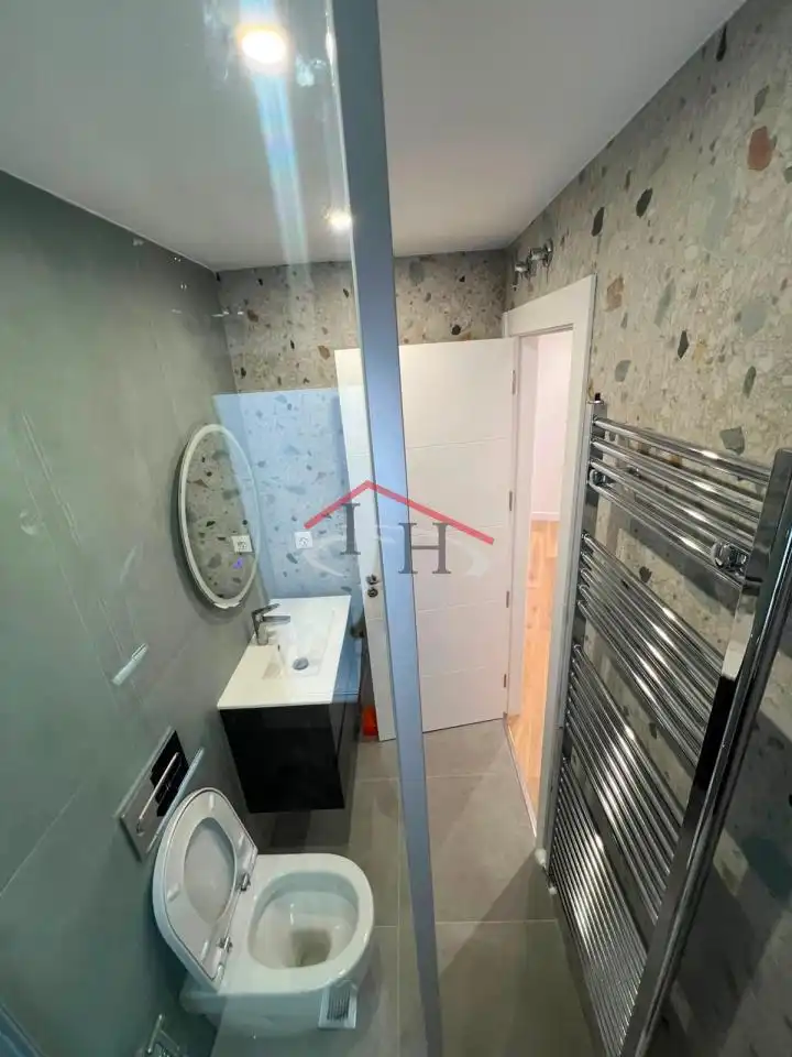 Baño de Apartamento en venta en León Capital  con Calefacción y Parquet
