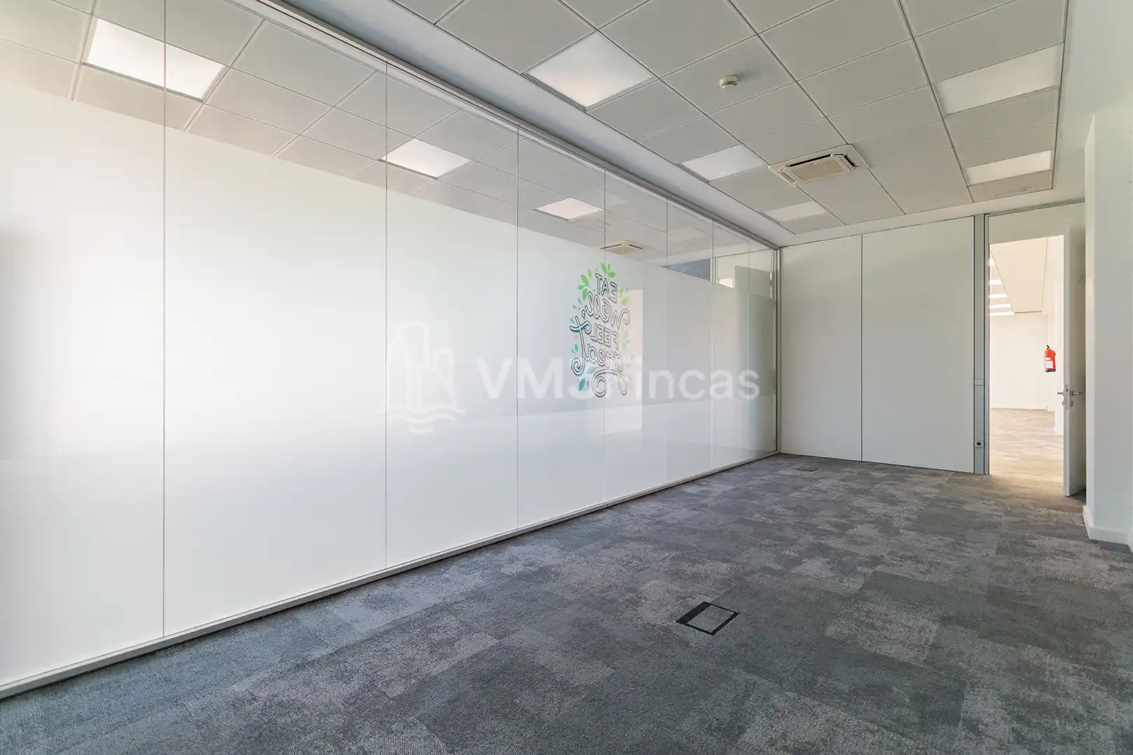 Büro zur Miete in El Prat de Llobregat mit Klimaanlage, Heizung und Terrasse