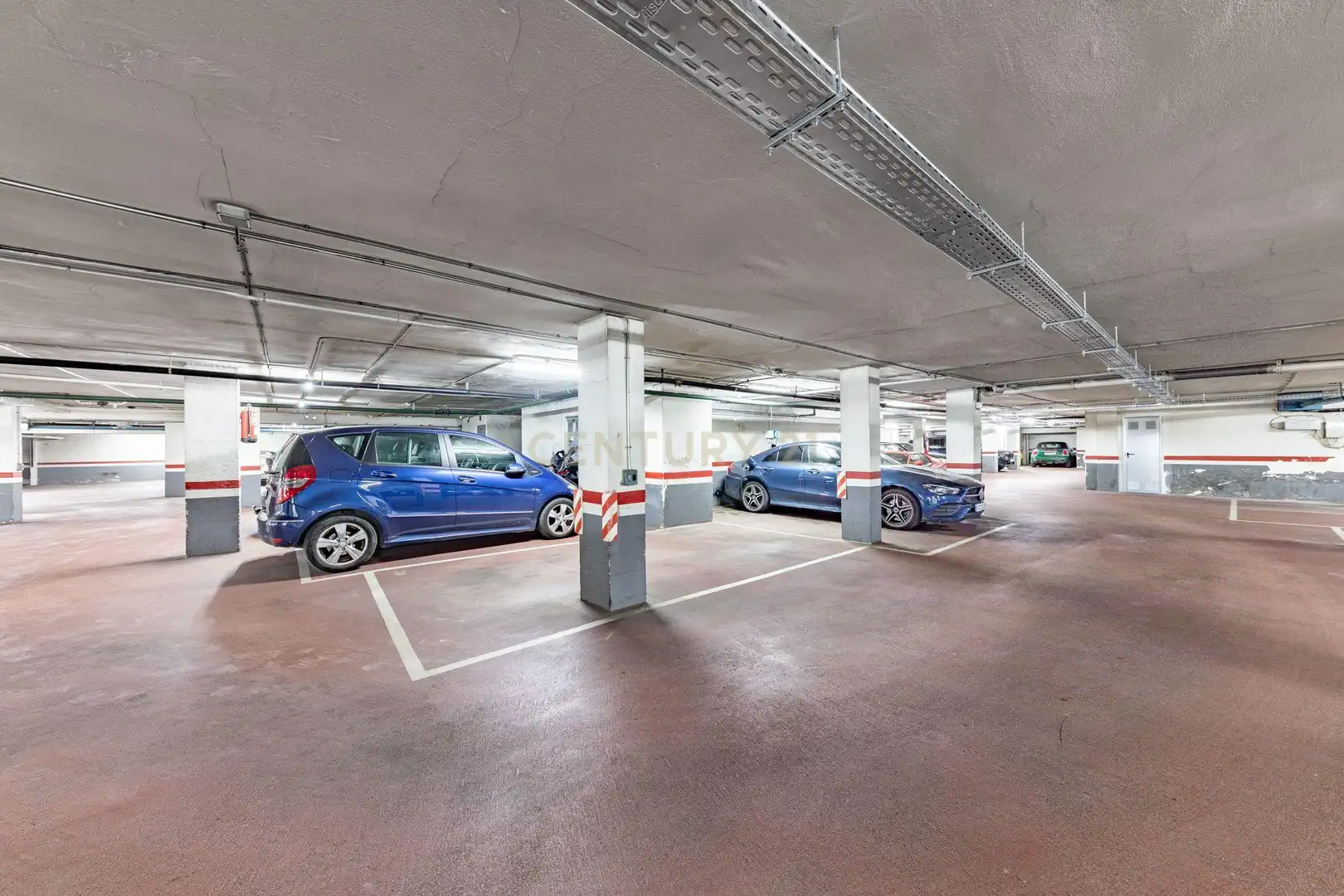 Parking of Apartments for rent in Barcelona  with Air Conditioner, Swimming Pool and Oven