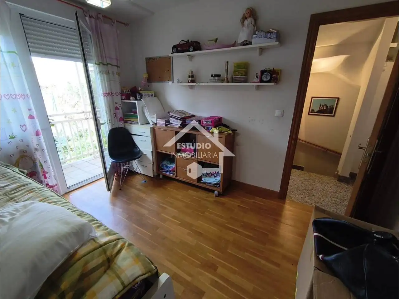 Bedroom of Houses for sale in Mendavia  with Heating, Private garden and Parquet flooring