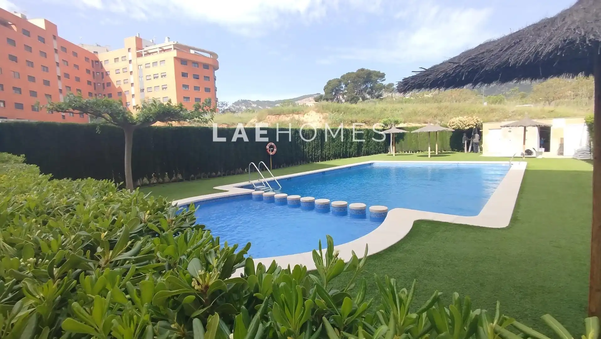 Piscina de Apartament en venda en Alcoy / Alcoi amb Aire condicionat, Terrassa i Balcó