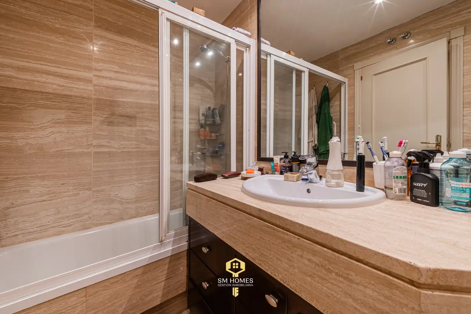 Badezimmer von Wohnung zum Verkauf in Madrid mit Klimaanlage, Heizung und Terrasse