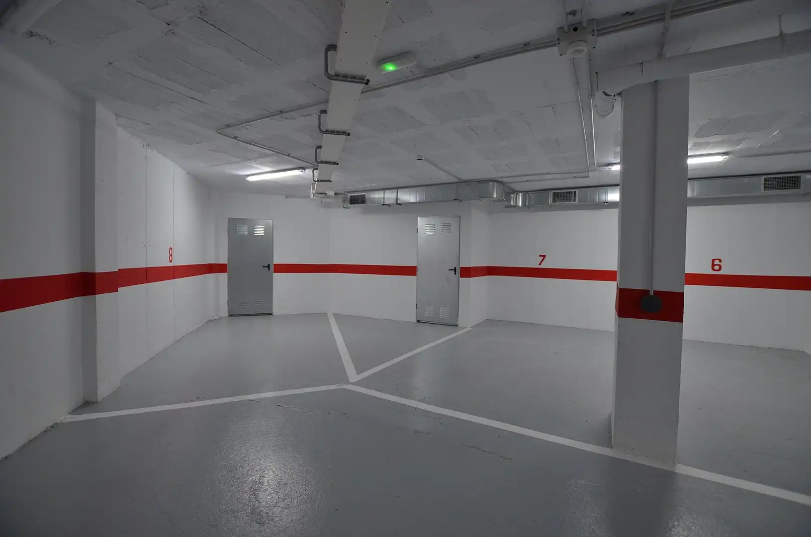 Parking of Flat for sale in Fuengirola  with Air Conditioner, Terrace and Storage room