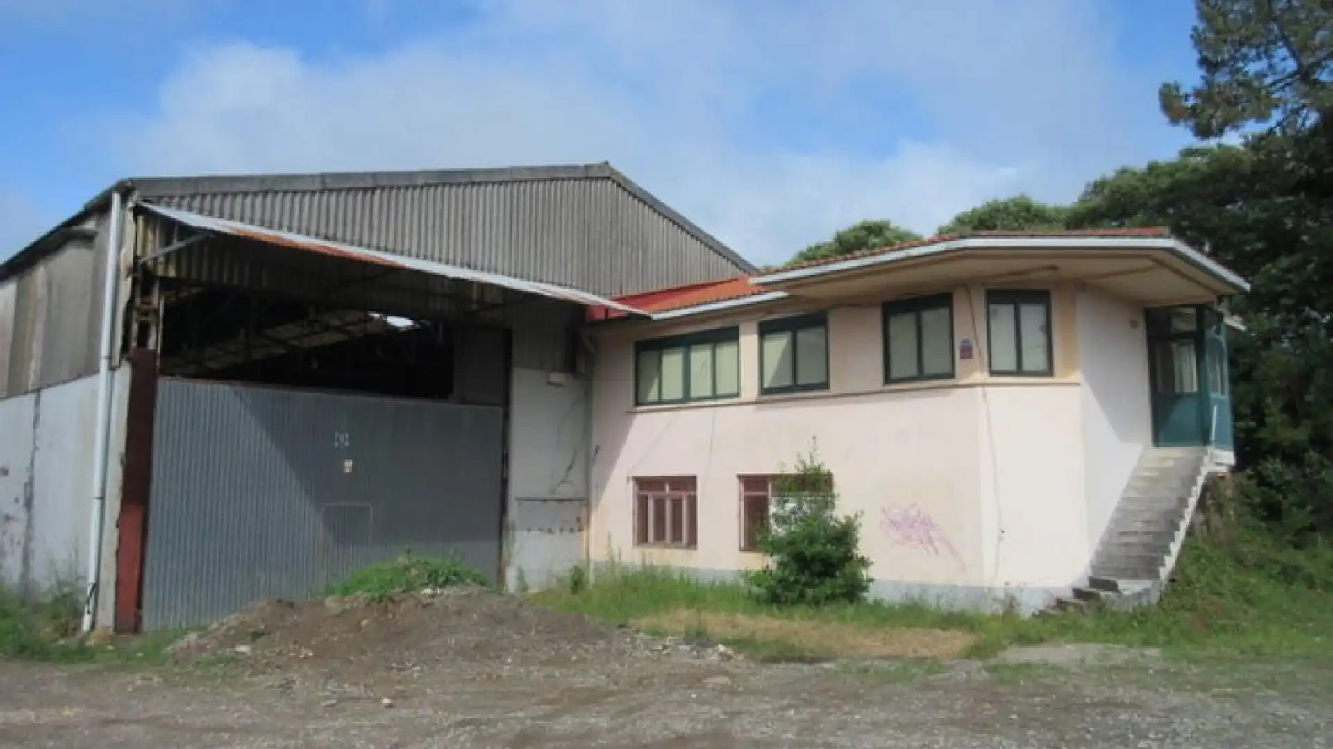 Exterior view of Industrial buildings for sale in Narón