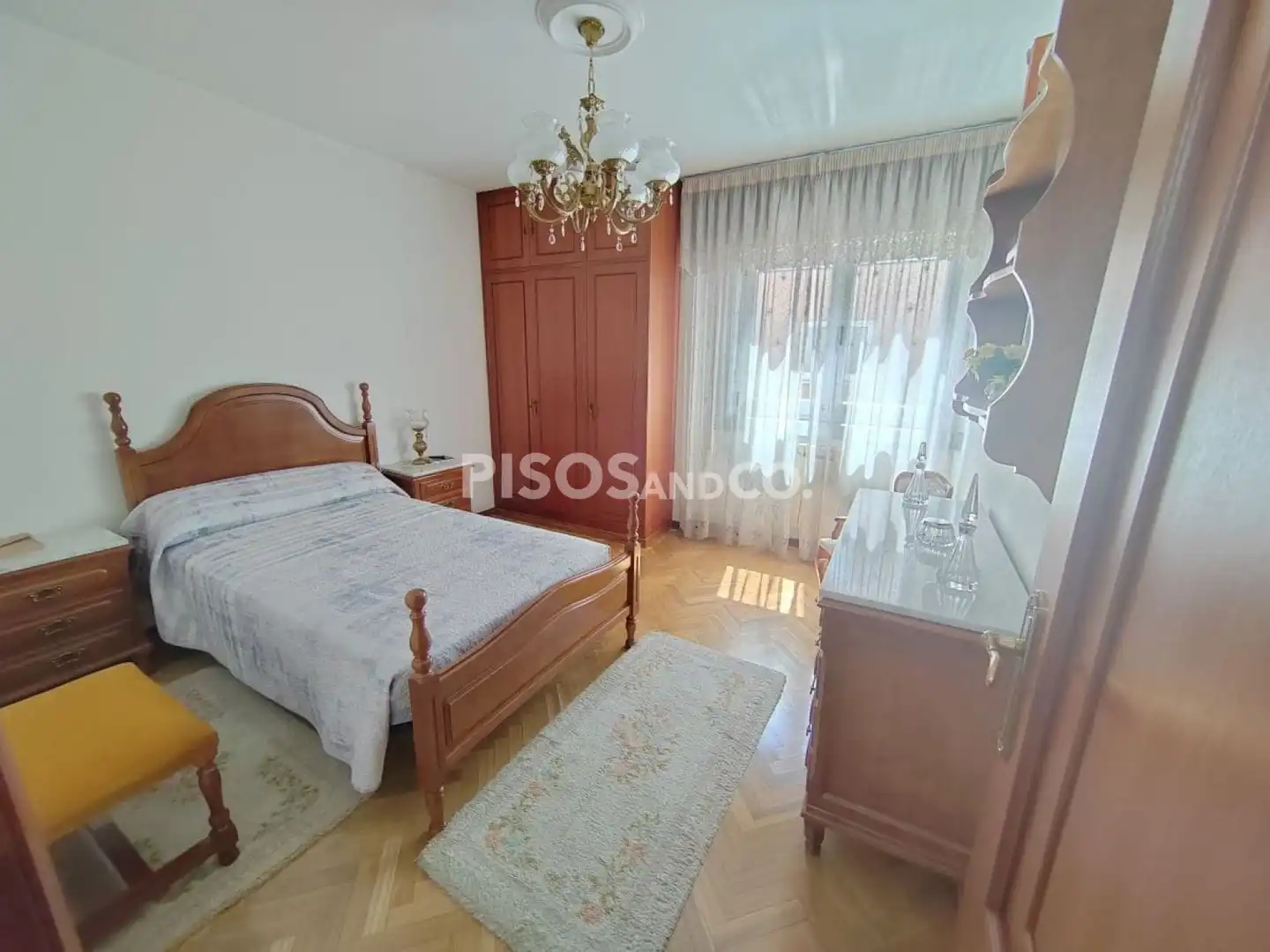 Habitación de Piso en venta en A Coruña Capital  con Calefacción, Trastero y Amueblado