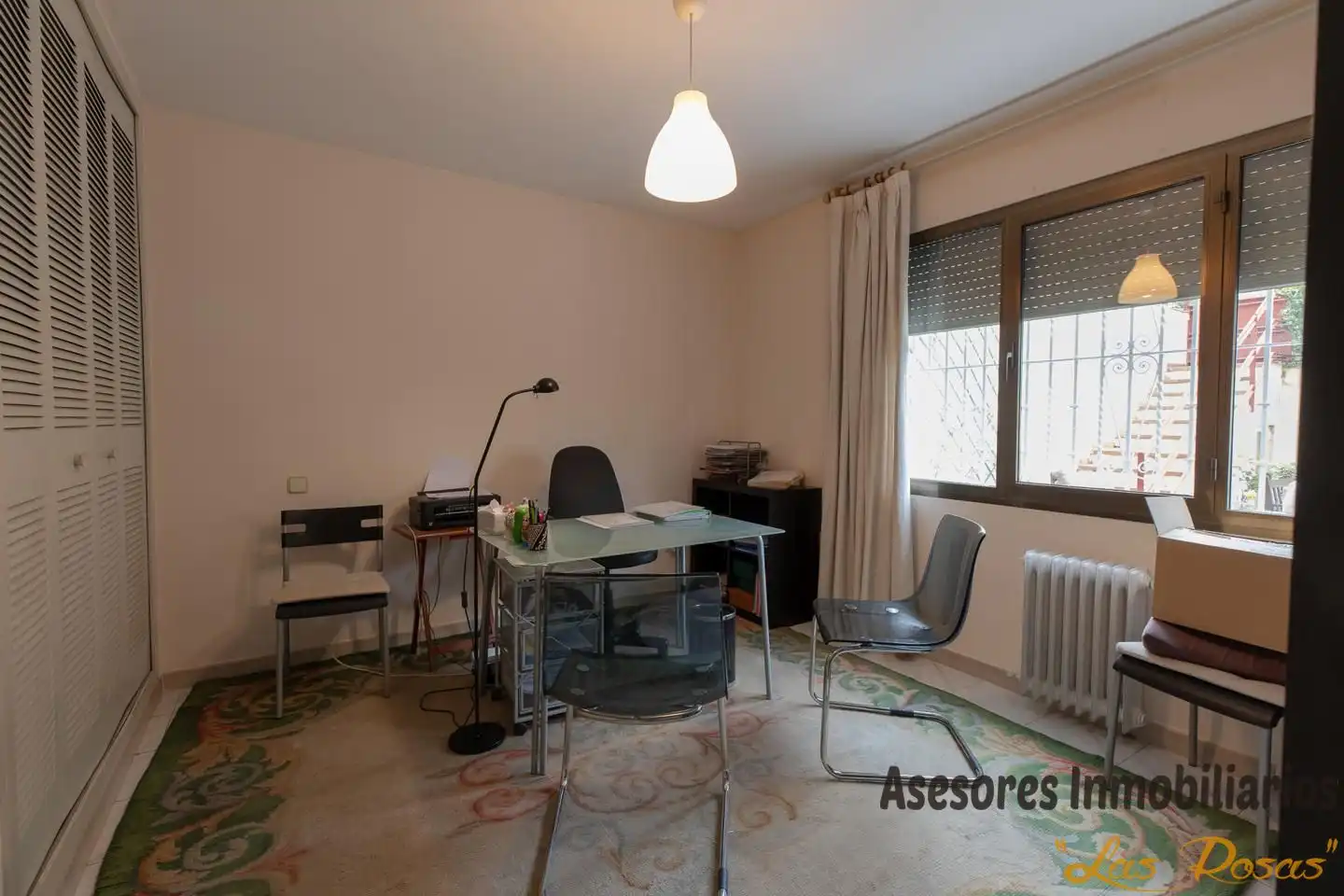 Einfamilien-Reihenhaus zum Verkauf in Madrid mit Klimaanlage, Heizung und Privatgarten