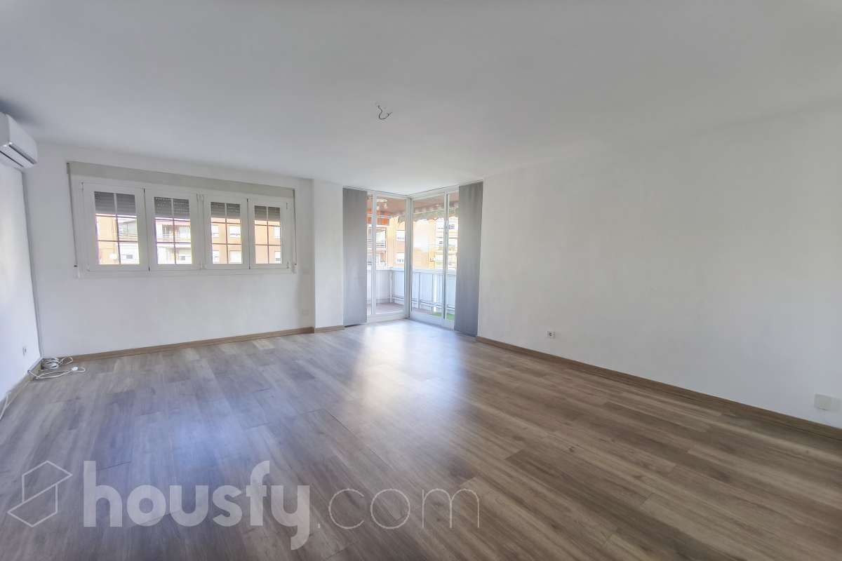 Living room of Flat to rent in Móstoles  with Air Conditioner, Heating and Terrace