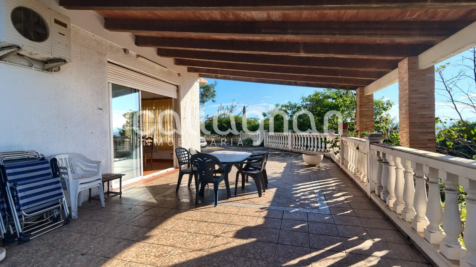 Vista exterior de Casa o chalet en venta en Alzira con Aire acondicionado, Calefacción y Jardín privado