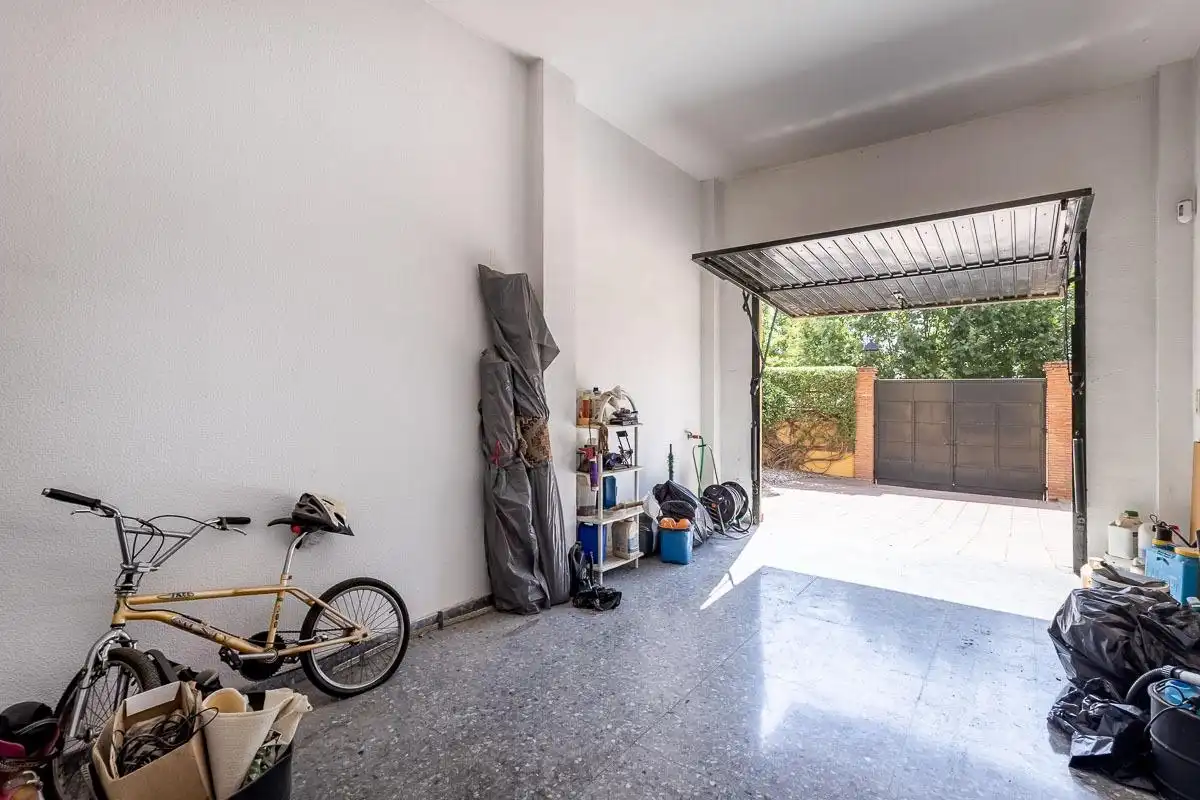 Casa o xalet en venda en Albolote amb Calefacció, Jardí privat i Terrassa