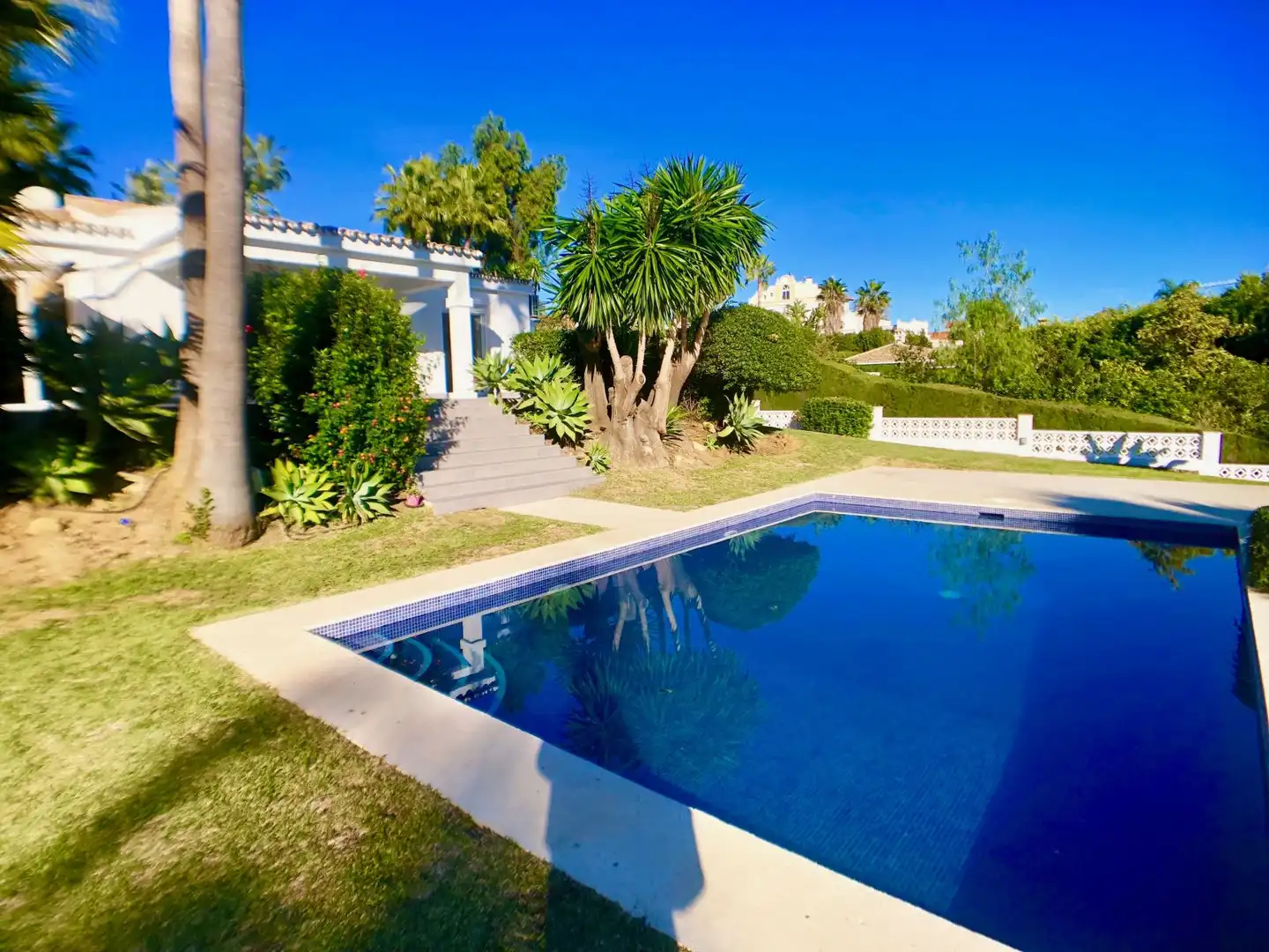 Chalet con piscina en venta en Avenida de las Golondrinas, imagen 28