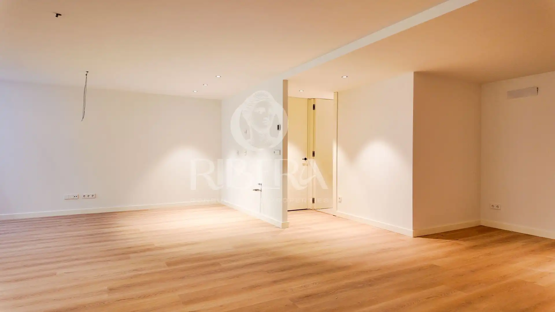 Casa o chalet en venta en L'Eliana con Aire acondicionado, Calefacción y Jardín privado