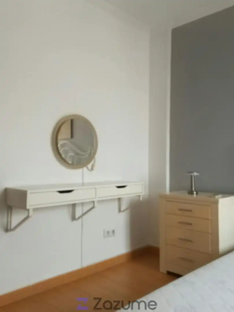 Schlafzimmer von Wohnung zur Miete in Sevilla mit Klimaanlage, Heizung und Möbliert