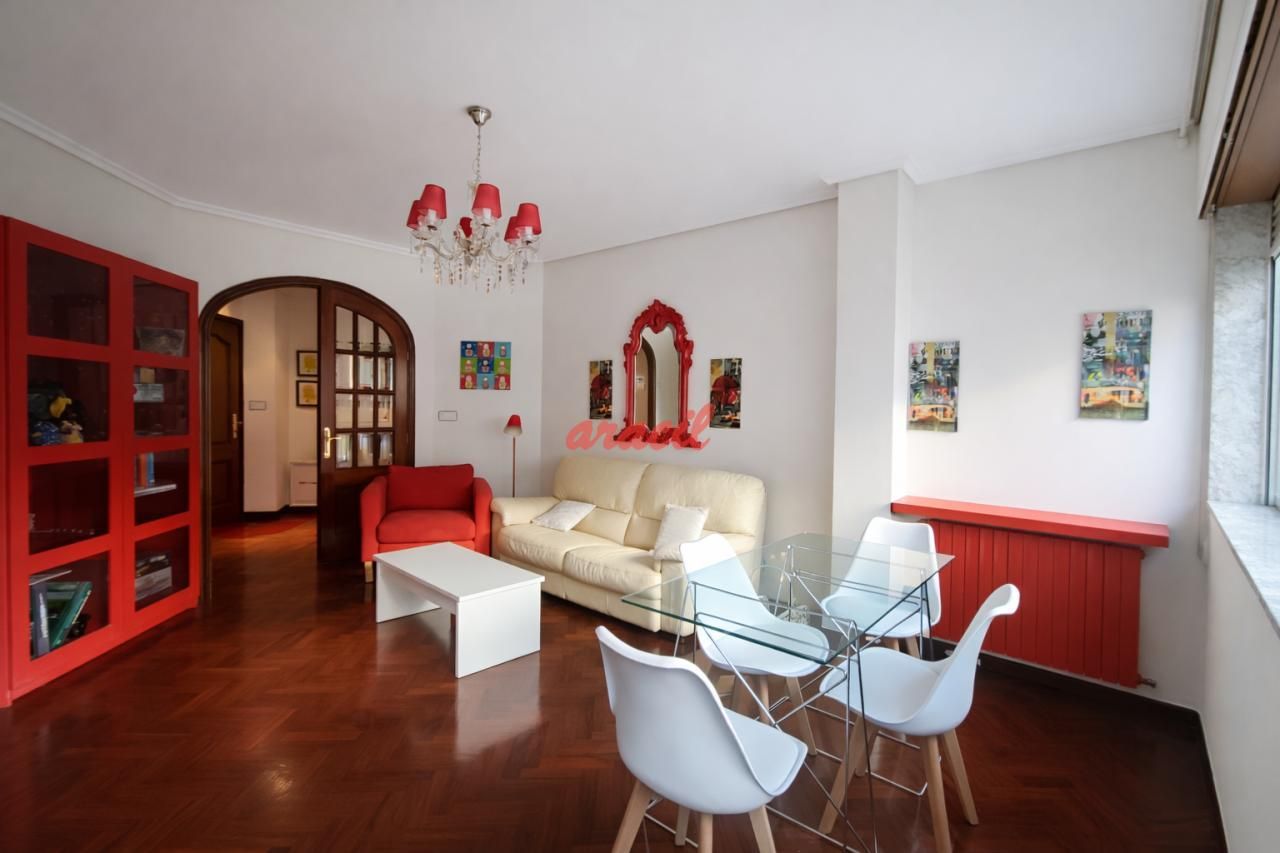 Living room of Flat to rent in Ourense Capital   with Heating, Storage room and Furnished