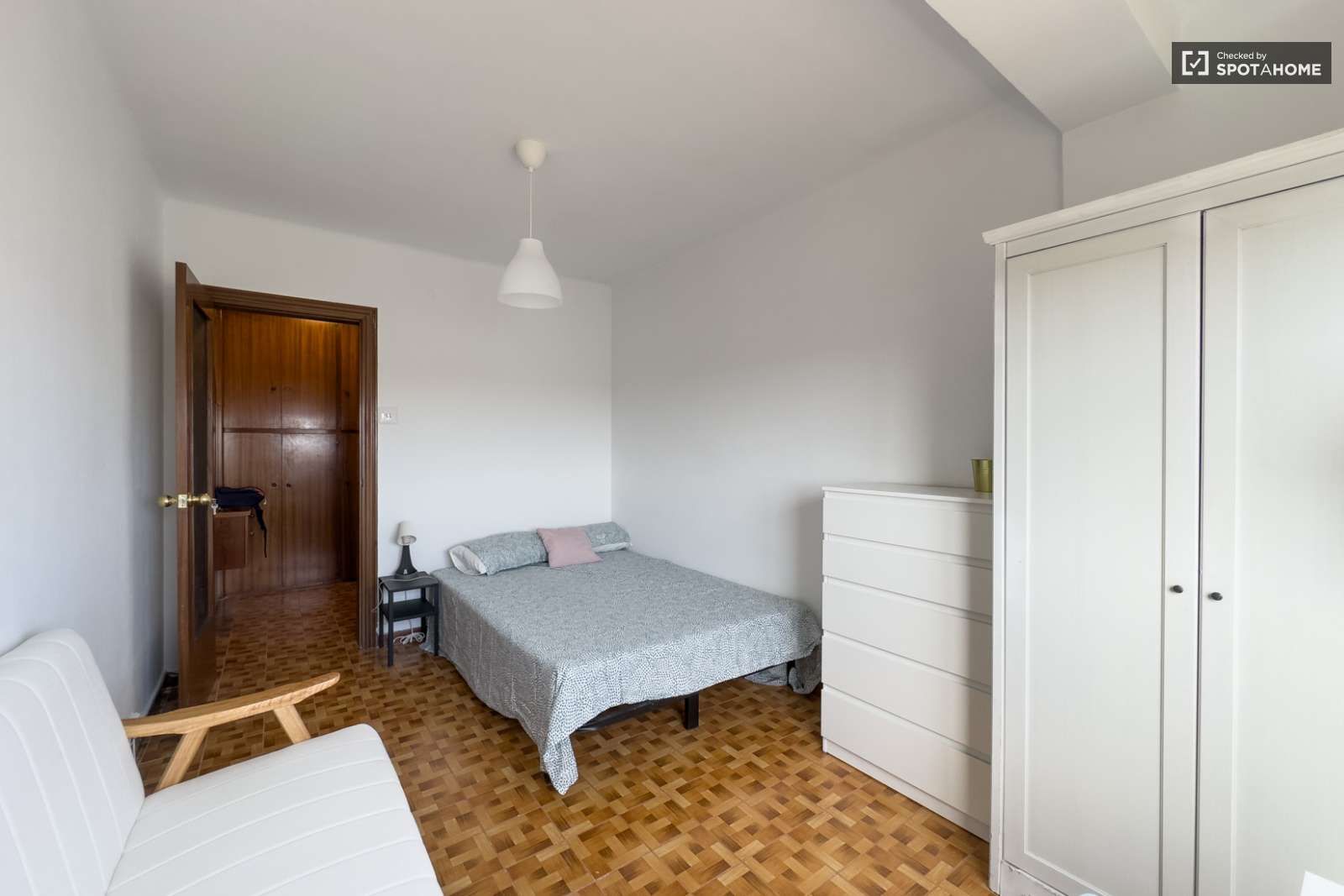 Flat to share in La Torrassa