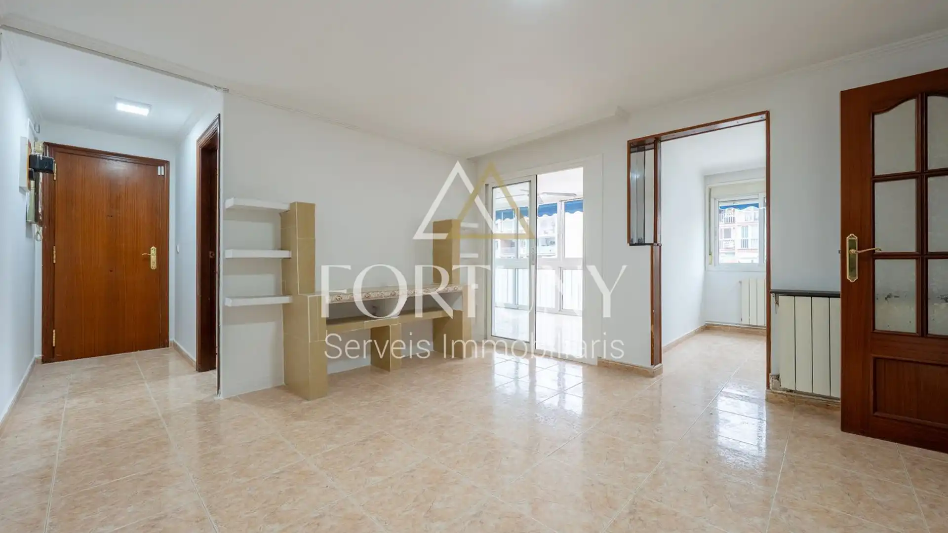 Piso en venta en  Tarragona Capital con Balcón