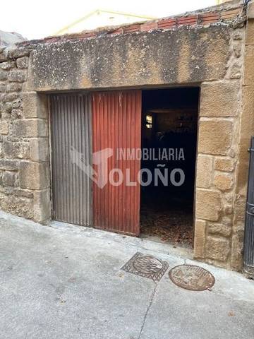 Garaje en Venta en Leza