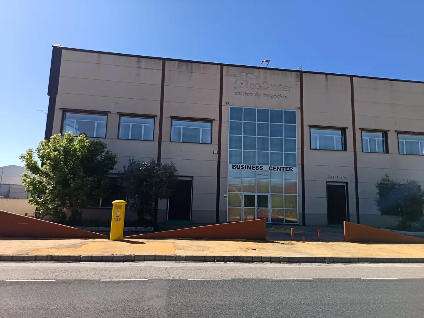 Vista exterior de Nave industrial en venta en Torralba de Calatrava