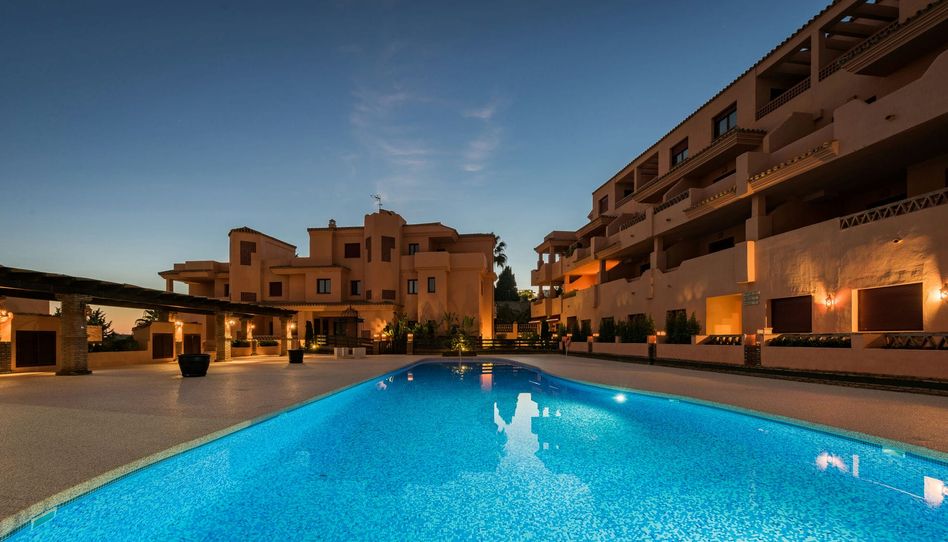 Foto 1 de Piso en venta en El Paraíso, Málaga
