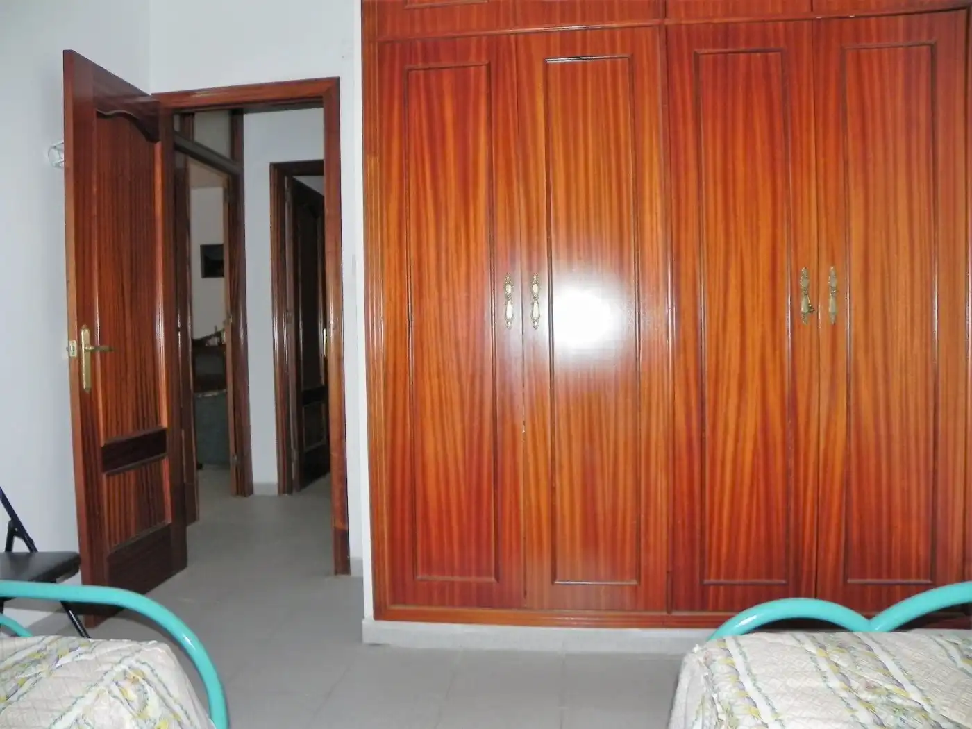Habitación de Casa adosada en venta en Alange con Jardín privado, Trastero y Amueblado