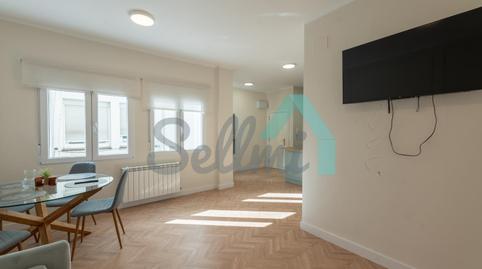 Foto 3 de Piso de alquiler en Ramiro I Rey, Vallobín, Oviedo