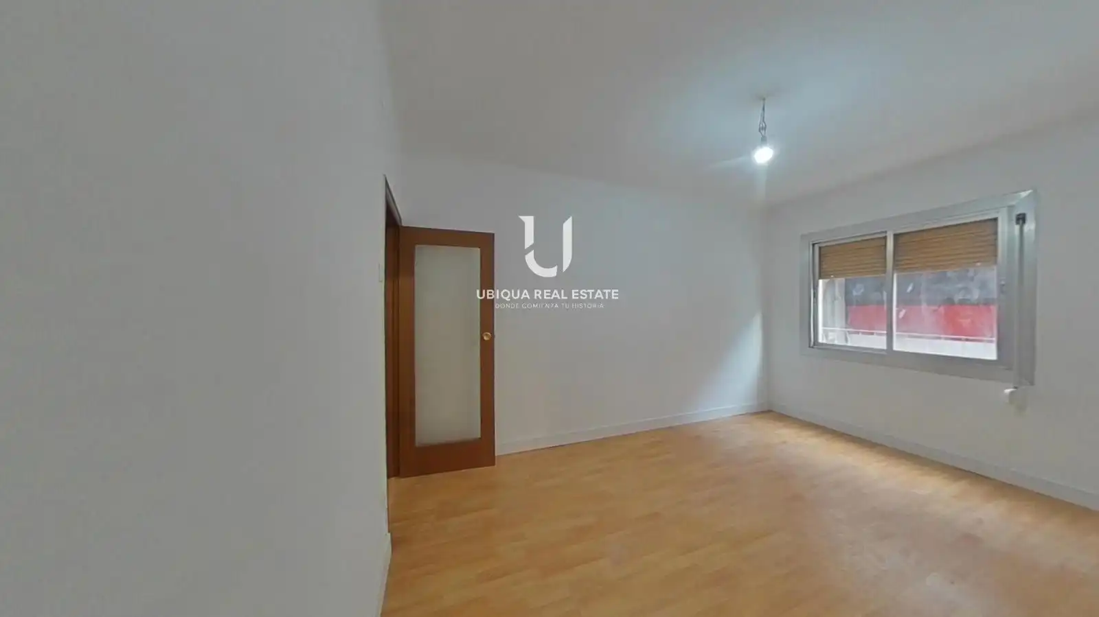 Flat for sale in L'Hospitalet de Llobregat  with Parquet flooring and Oven