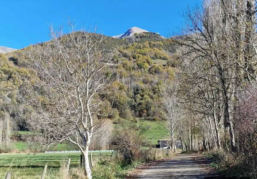 Vista exterior de Terreno en venta en Castejón de Sos