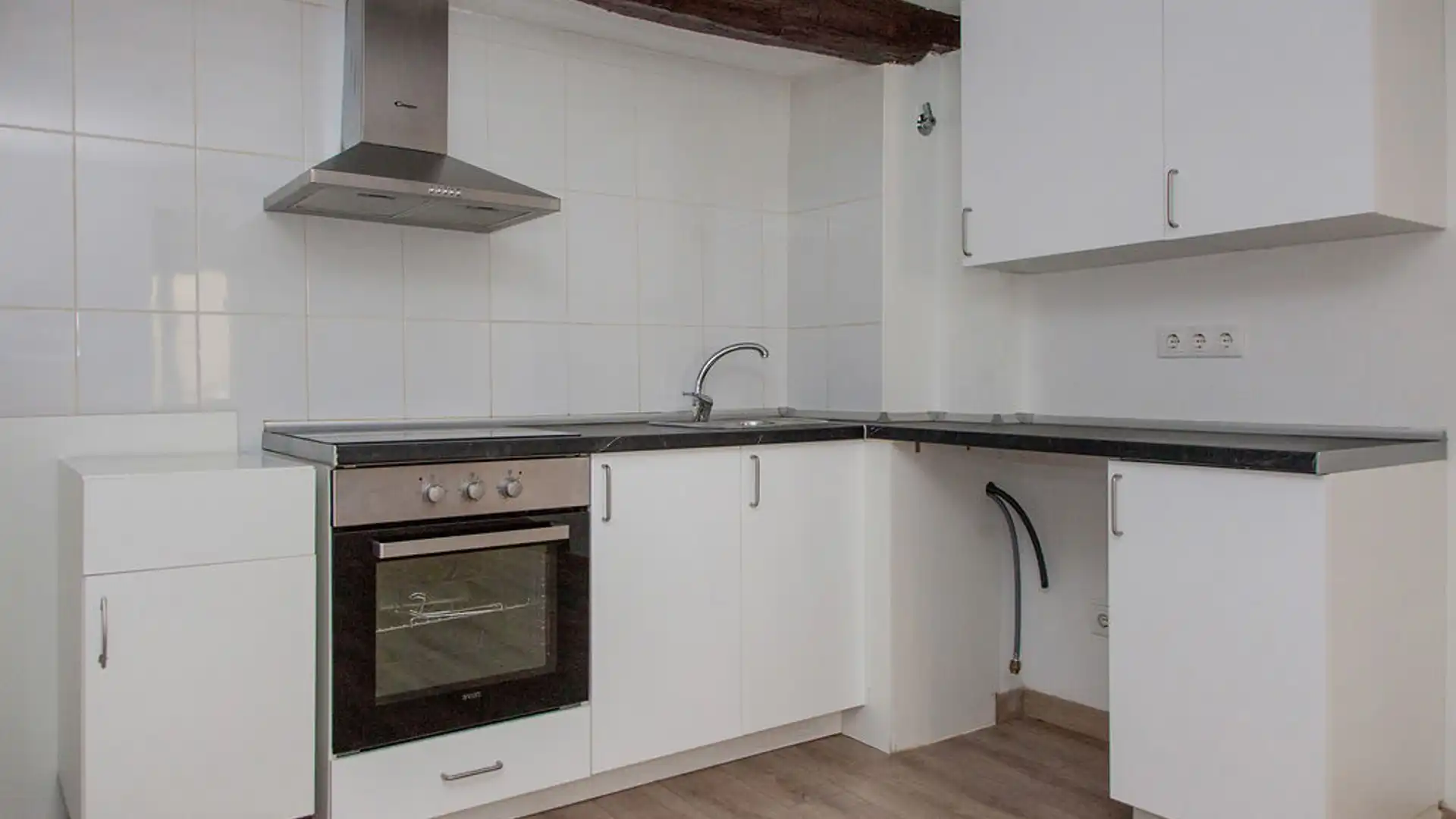Kitchen of Apartments for sale in  Zaragoza Capital