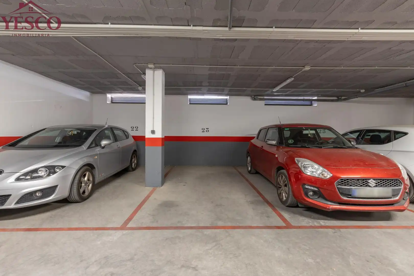 Parkplatz von Wohnung zum Verkauf in Churriana de la Vega mit Klimaanlage