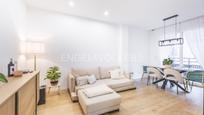 Living room of Apartment for sale in  Madrid Capital  with Air Conditioner, Heating and Terrace