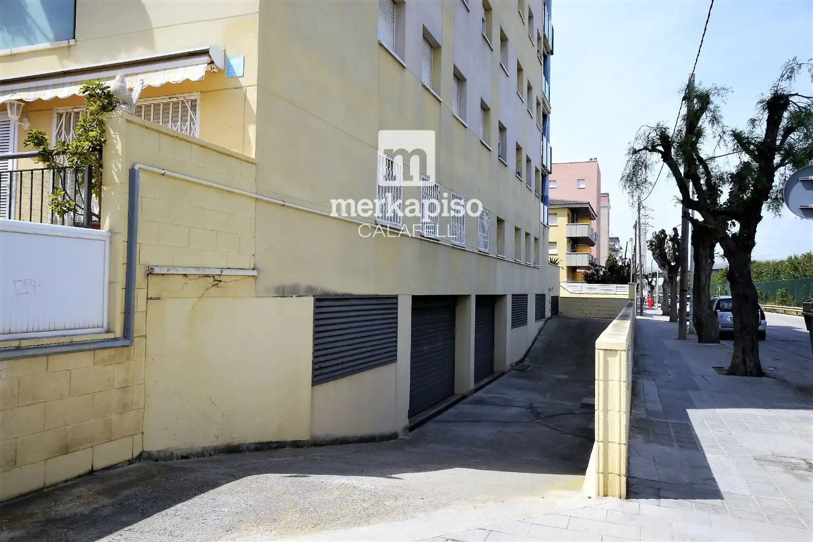 Parking de Piso en venta en Calafell con Aire acondicionado, Terraza y Piscina