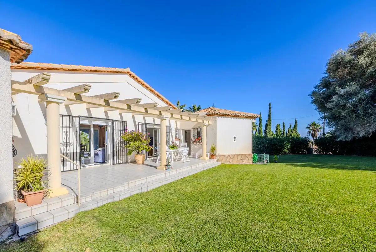 Chalet con piscina en venta en El Montgó, imagen 12