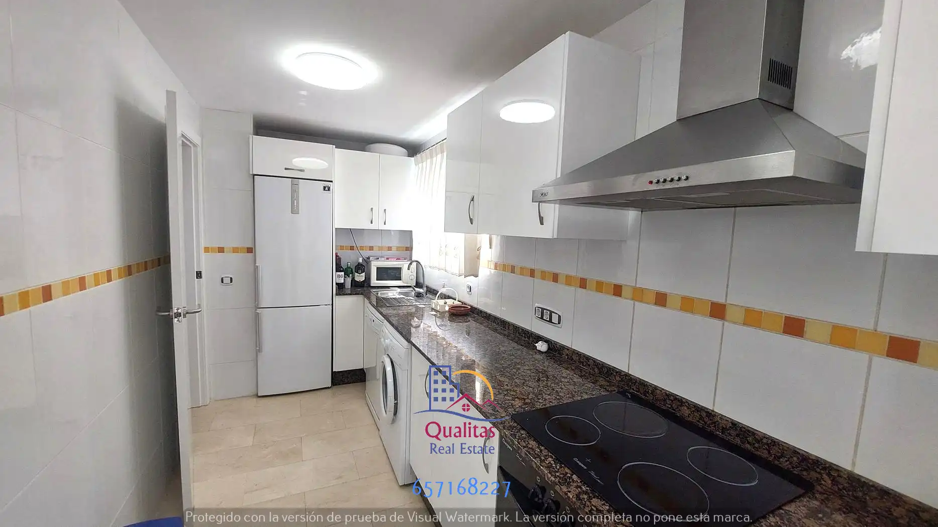 Cocina de Casa adosada de alquiler en Oliva con Aire acondicionado, Calefacción y Terraza