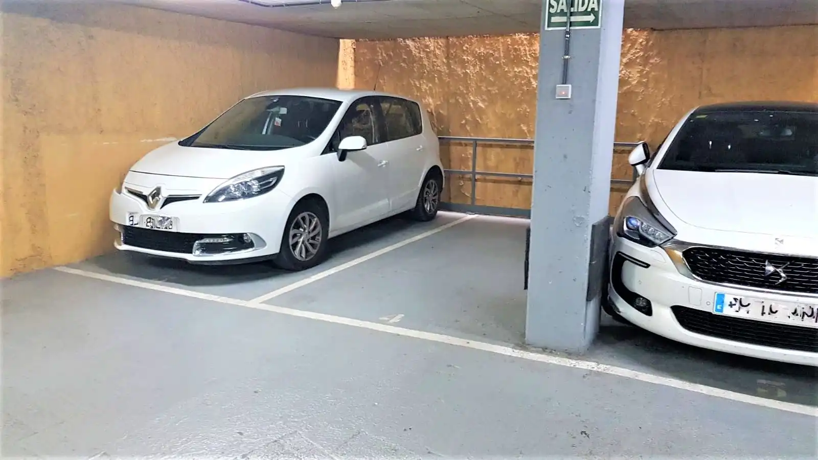 Parking of Garage for rent in Barcelona