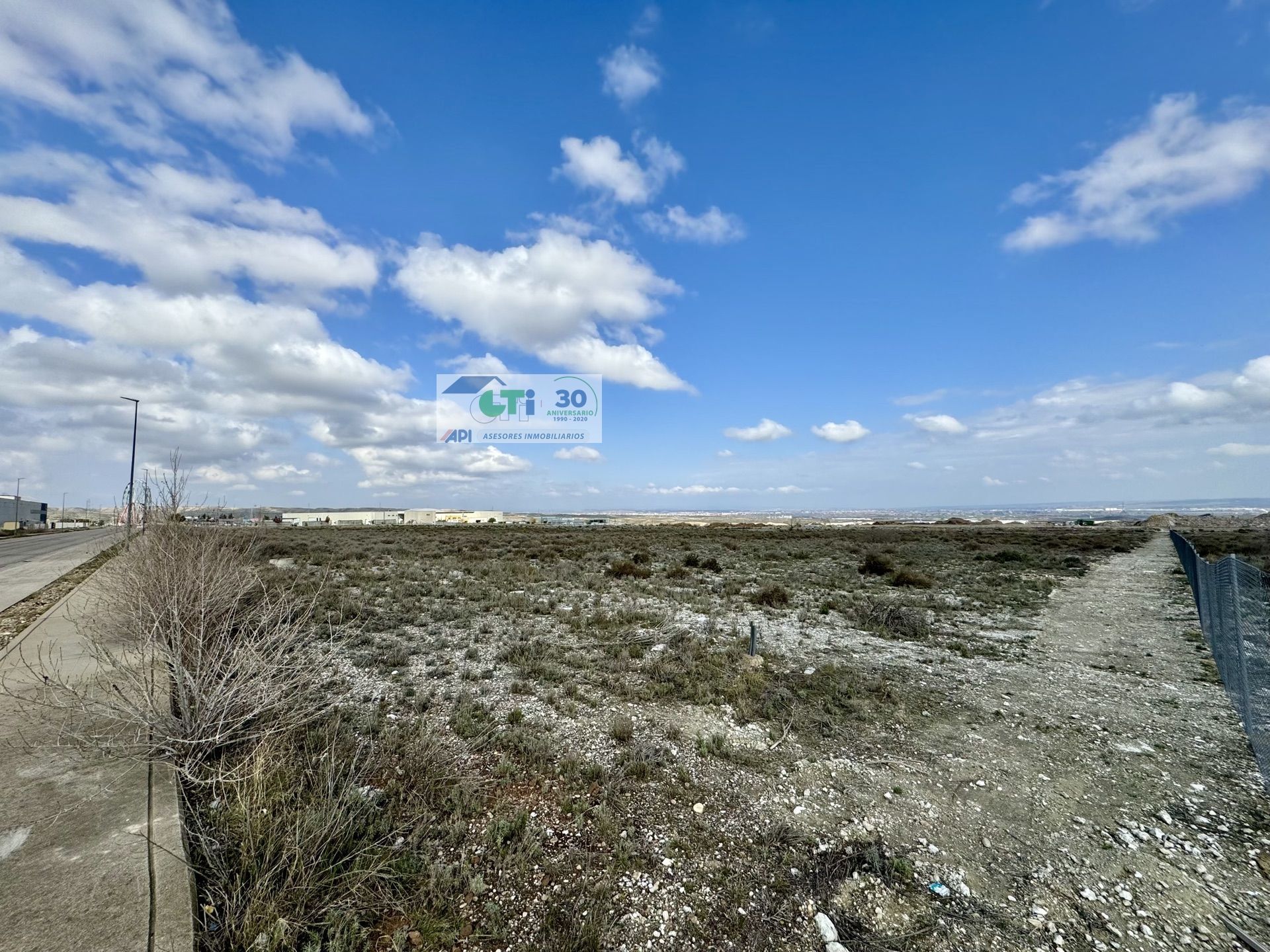 Residencial en venda en  Zaragoza Capital