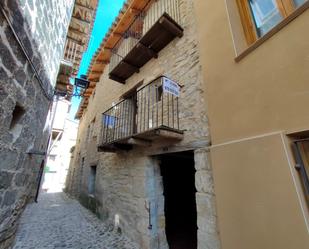 Vista exterior de Finca rústica en venda en Valderrobres amb Terrassa i Balcó