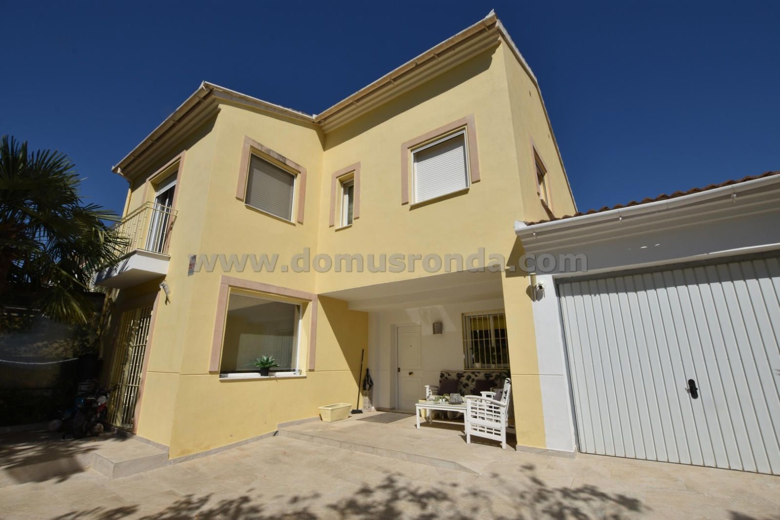 Exterior view of House or chalet for sale in Ronda  with Heating and Swimming Pool