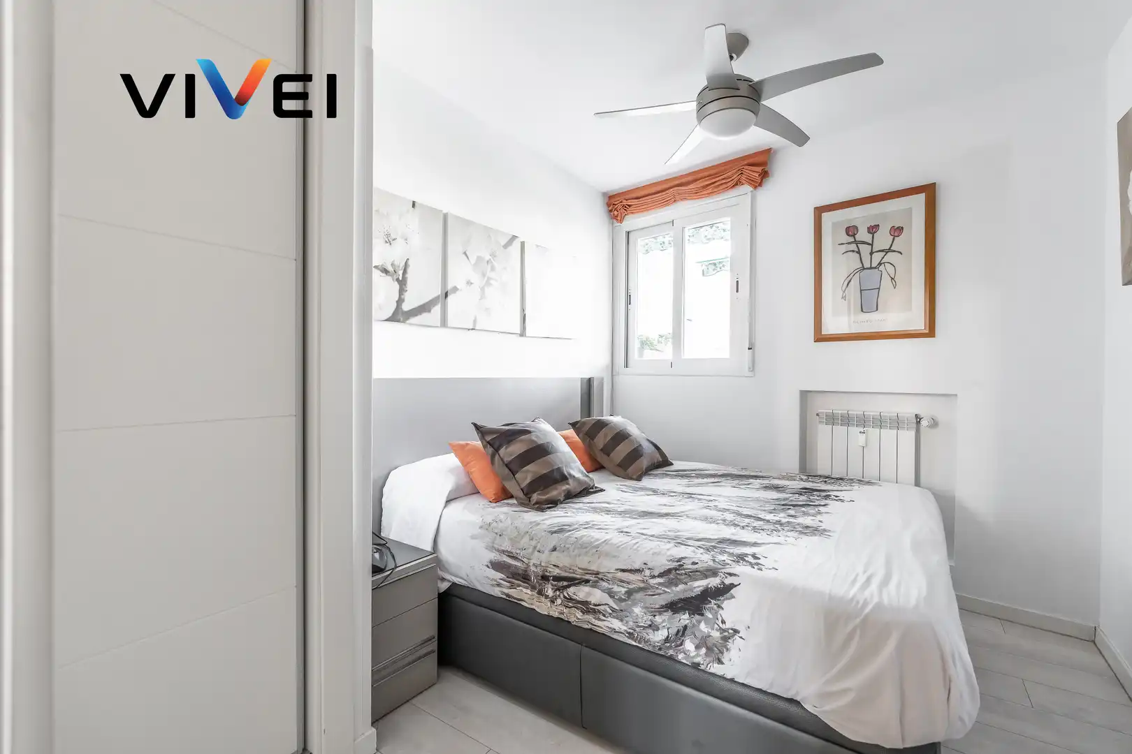 Schlafzimmer von Dachboden zum Verkauf in Madrid mit Heizung, Terrasse und Balkon