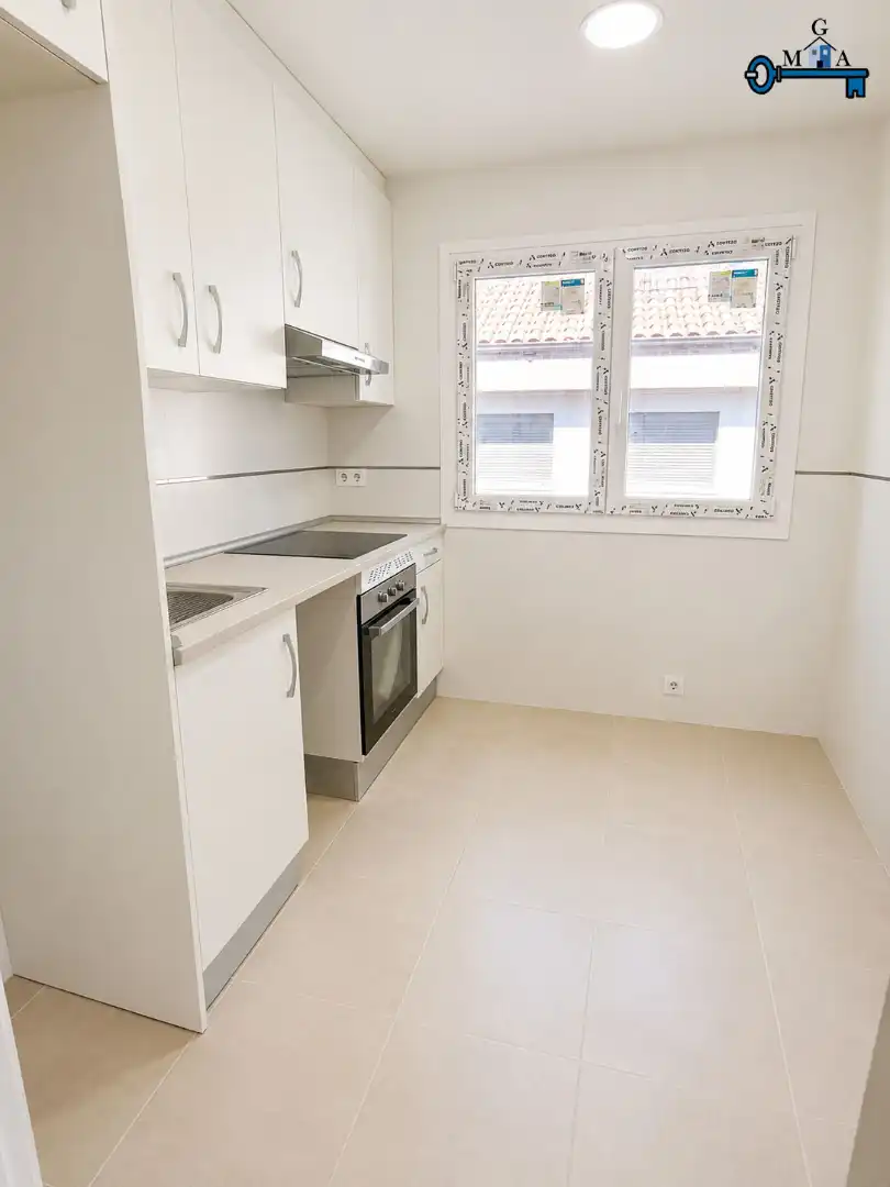 Kitchen of Flat for rent in Fuenlabrada  with Air Conditioner, Heating and Parquet flooring