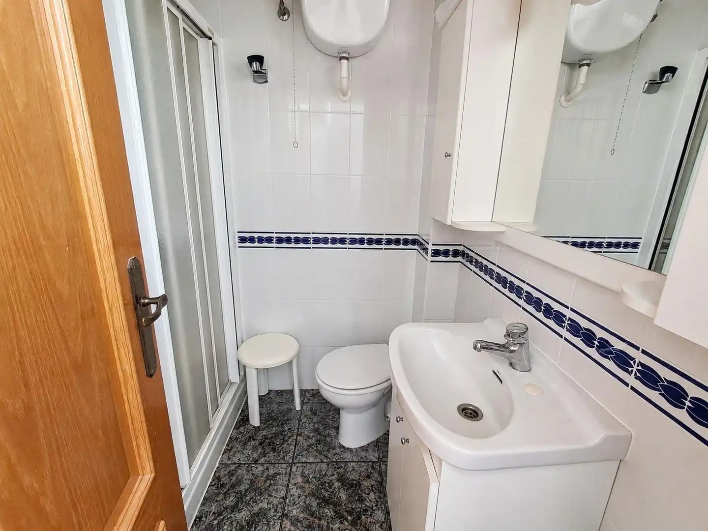 Baño de Piso en venta en Águilas con Aire acondicionado, Terraza y Balcón