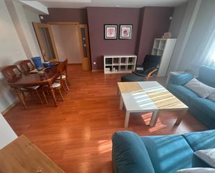 Sala d'estar de Casa adosada de lloguer en Villar de Olalla amb Calefacció i Moblat